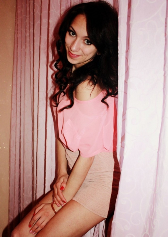 Полина, 22